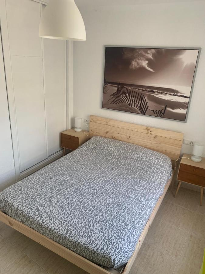 Апартаменти Apartamento Atico A 50 Metros De La Playa Will Рінкон-де-ла-Вікторія Екстер'єр фото