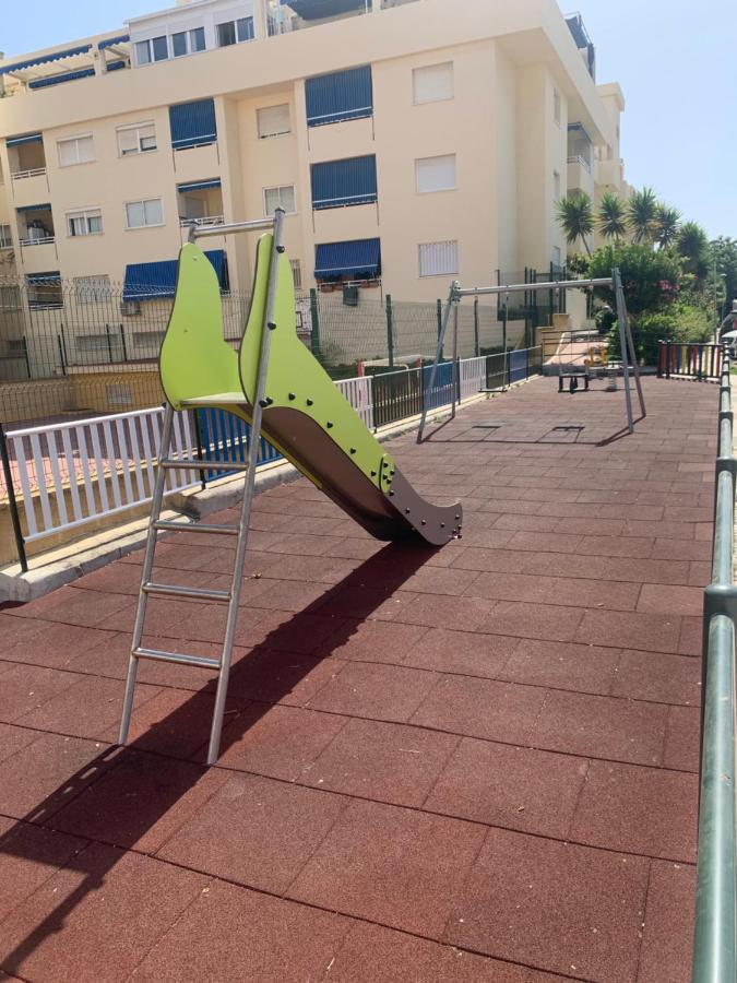 Апартаменти Apartamento Atico A 50 Metros De La Playa Will Рінкон-де-ла-Вікторія Екстер'єр фото