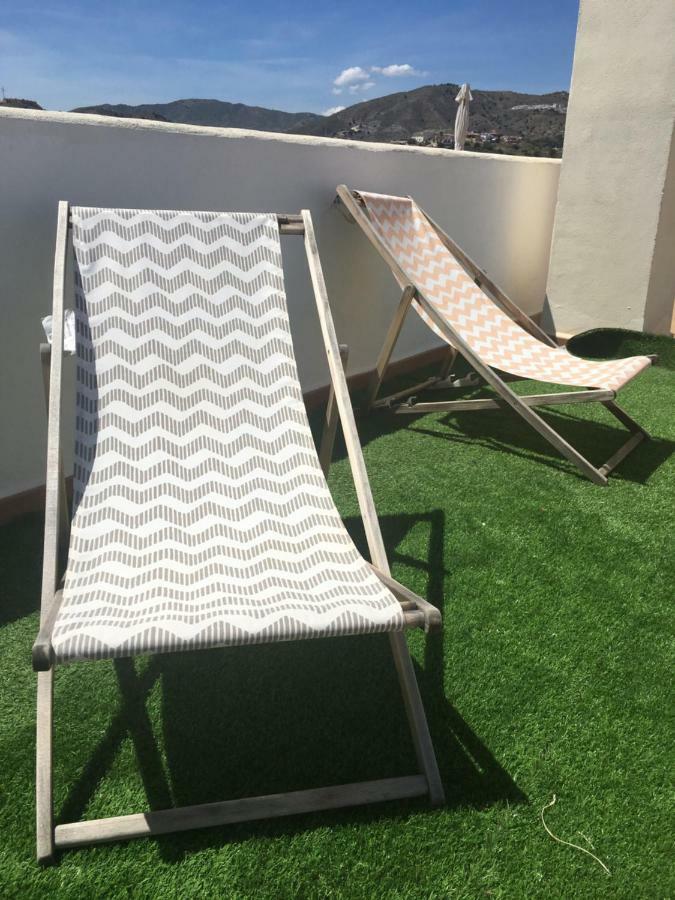 Апартаменти Apartamento Atico A 50 Metros De La Playa Will Рінкон-де-ла-Вікторія Екстер'єр фото