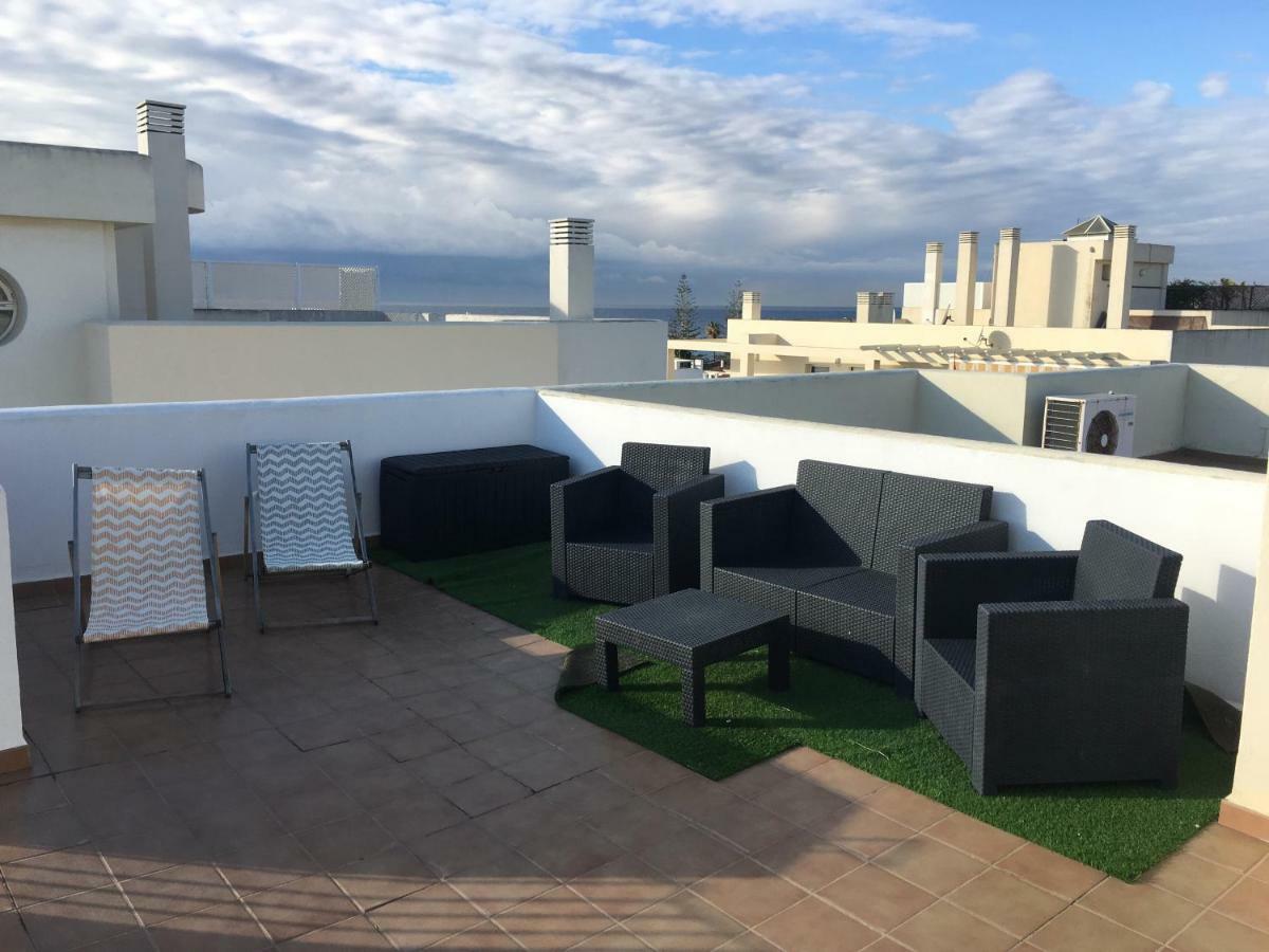 Апартаменти Apartamento Atico A 50 Metros De La Playa Will Рінкон-де-ла-Вікторія Екстер'єр фото